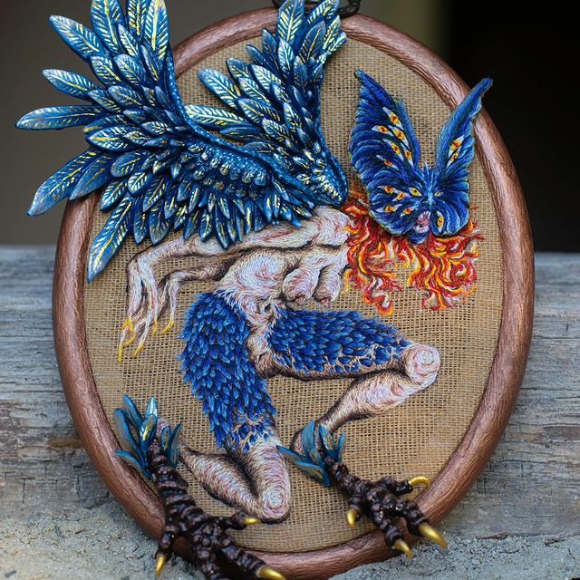 AWhisperofTrees's tweet photo. Such a warm spring-kissed morning but now dark clouds have swept in. To brighten the day may I share the gorgeously colourful &amp; wildly witchy work of iucena90. Her mixed-media embroideries are just glorious! #sundaywonder 

https://t.co/DGifUpzC0f https://t.co/OlEdEIt6kN