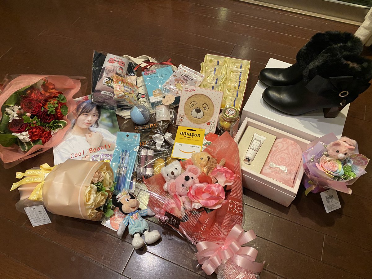 SI9SEClyLPQJlUx's tweet photo. 千羽卒業LIVEありがとうごさまいました😭🙇‍♀️みんな最後まで楽しませてくれてありがとう！！笑ったり泣いたりとても素敵な時間を過ごす事が出来ました！
みんな沢山のプレゼントありがとう(^-^)クロワッサンで活動できて幸せでした！ https://t.co/qHXYTMX8gG