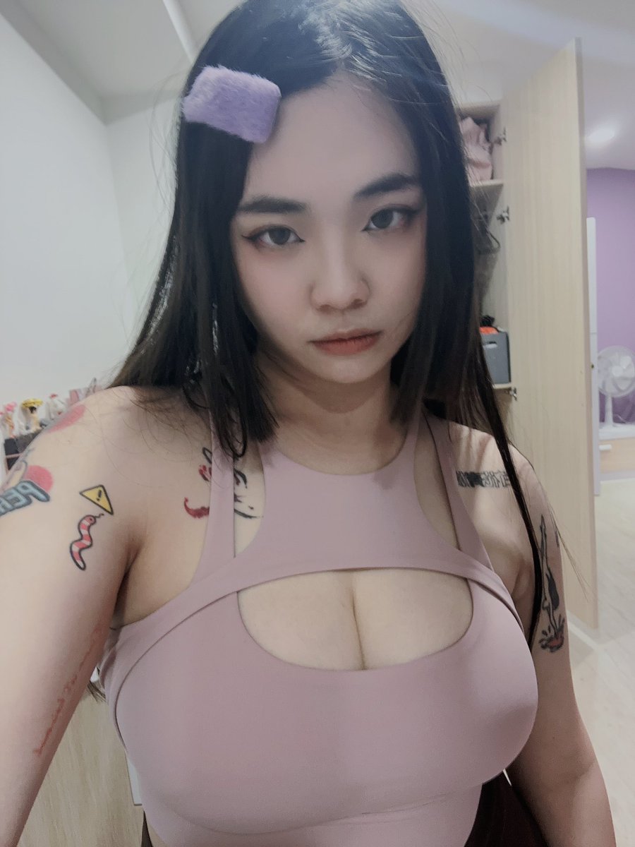 從今天起⋯⋯只能在家運動ㄌ⋯⋯ https://t.co/bWRllvMLwz