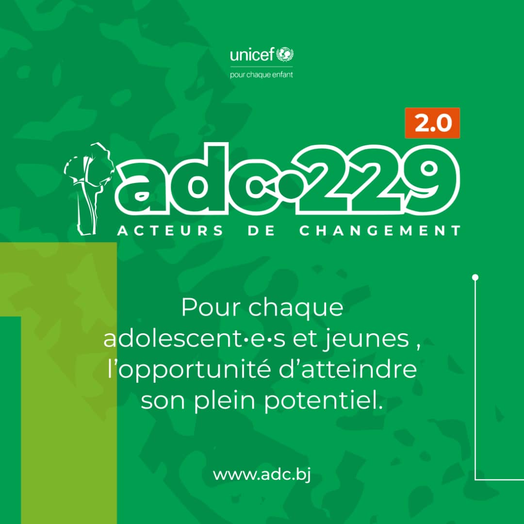 UNICEF_Benin's tweet photo. Tu es un.e jeune du nord du Bénin? 

Soumets ton projet sur la cohésion sociale, la lutte contre les VBG, l'entreprenariat vert ou l'hygiène!

Plus de 3,000 jeunes déjà inscrits! Qu'attends-tu pour partager ta solution? 

RDV sur https://t.co/ddGbFILgsD https://t.co/hN3sCVhHMC