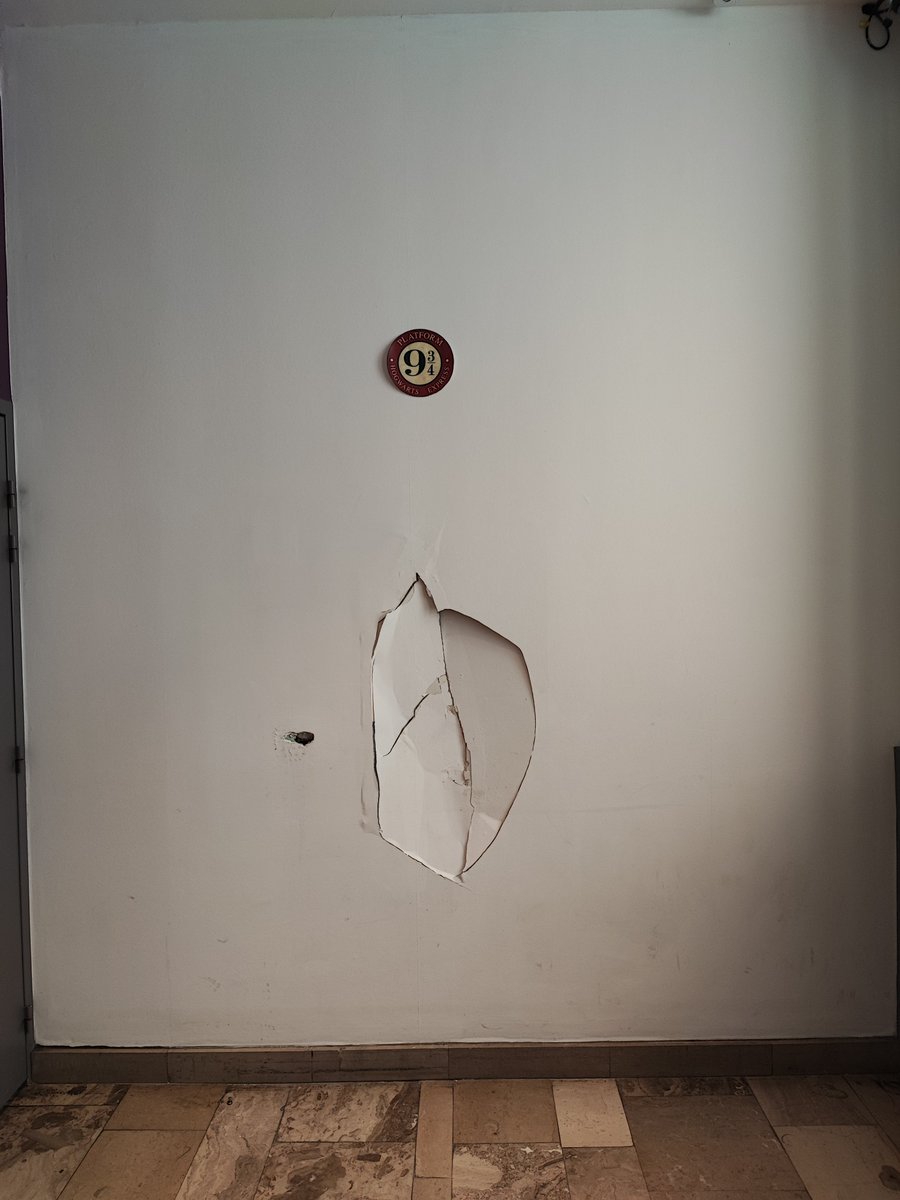 Mr. Le type des annonces tweet media