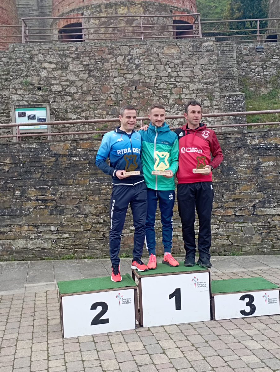 🗣️ Gran representación dos nosos compañeiros na "II M. Maratón de montaña As Minas de Pontenova"

▪️Na media, Yago finalizou 8° SnM e 16° xeral, invertindo 1:56:32.

▪️Nos 10k, Marcos sitúase no alto do podio como MAM e 2° xeral cun crono de 42:16.

Parabéns!!👏🏽