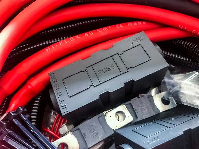 Benefits of using a Battery-To-Battery charger for auxiliary battery charging

Read more 👉 vdubxs.com/off-grid-campe…

#OffGridElectric #RoadTrip #LessonsLearnt