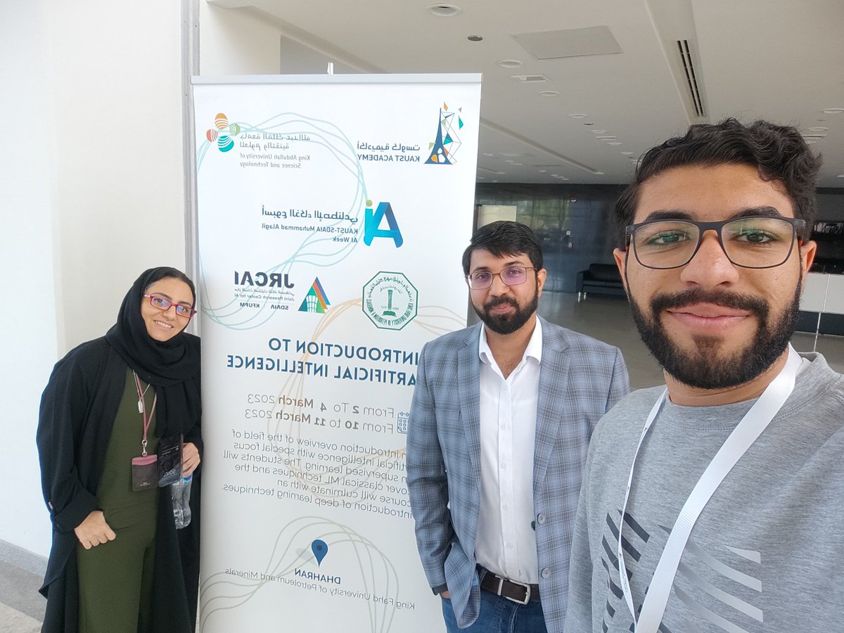 HassainAlsayhah's tweet photo. Special thanks to @Mrs_Bukhari for giving me the opportunity to be a teaching assistant and work with the amazing @ProfNaeemKhan in the second edition of the AI week made by @KAUST_NewsAR 

I want to extend my thanks to @Dr_S_Albarakati for the fantastic organization of the event https://t.co/0y1XOWsa43
