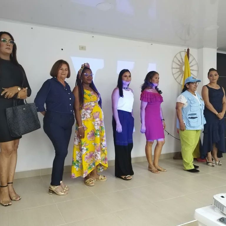 funsafel's tweet photo. En el marco de la conmemoración al Día Internacional de la Mujer, junto a las siete fundaciones que la conforman, hizo reconocimiento este 10 de marzo, a siete mujeres que se destacan por su gran labor y liderazgo 
#JuntosSomosMasFuertes
#SomosGranAcuerdoVzla https://t.co/AH10cKibKn