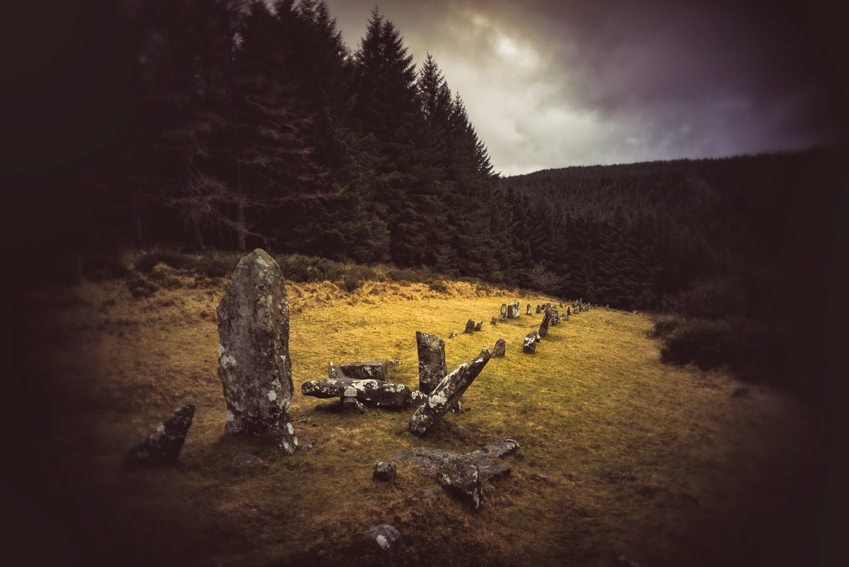 GlavindStrachan's tweet photo. More from my walk the other day with @jannerjim #Dartmoor #Assycombe #StoneRow #SittafordTor #TeignheadFarm #Ruins and the #Gateway to #MangaFarm 😍 #DartmoorPhotography #DartmoorPhotographer https://t.co/XrtOp53fxV