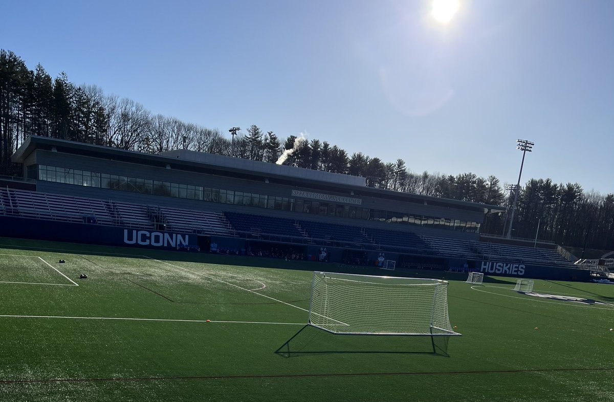 CarterSimpson24's tweet photo. I’m looking forward to a great experience at @UConnMSOC ID camp today with Head Coach @chrisgbandi and his staff! Let’s goooo! https://t.co/3EbHEC2Yoc