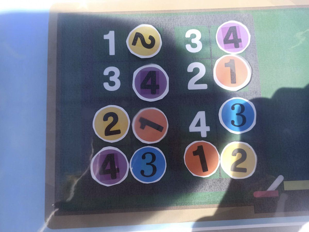 SMPM_EC's tweet photo. ¡Sudoku para todas las edades en #MatesenlaCalle ! https://t.co/qUSy1oqwIe
