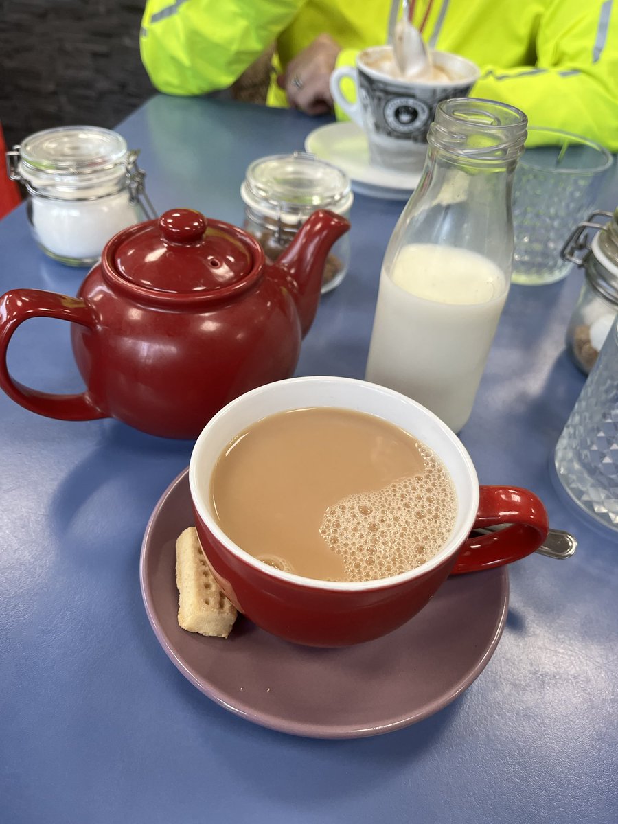 ⁦<a href="/BearsdenAcademy/">Bearsden Academy</a>⁩ ⁦@Bearsden_PTA⁩ ⁦<a href="/M_JHealy/">Michael Healy</a>⁩ ⁦<a href="/january_white/">January Morgan-White</a>⁩ ⁦<a href="/MrStevenson_BA/">Mr G Stevenson</a>⁩ 🏃‍♀️🙌☔️5k Fun Run complete! Smiles despite the cloud and drizzle!☔️Thank you ⁦<a href="/M_JHealy/">Michael Healy</a>⁩ for organising the event &amp; January for sorting refreshments! #run