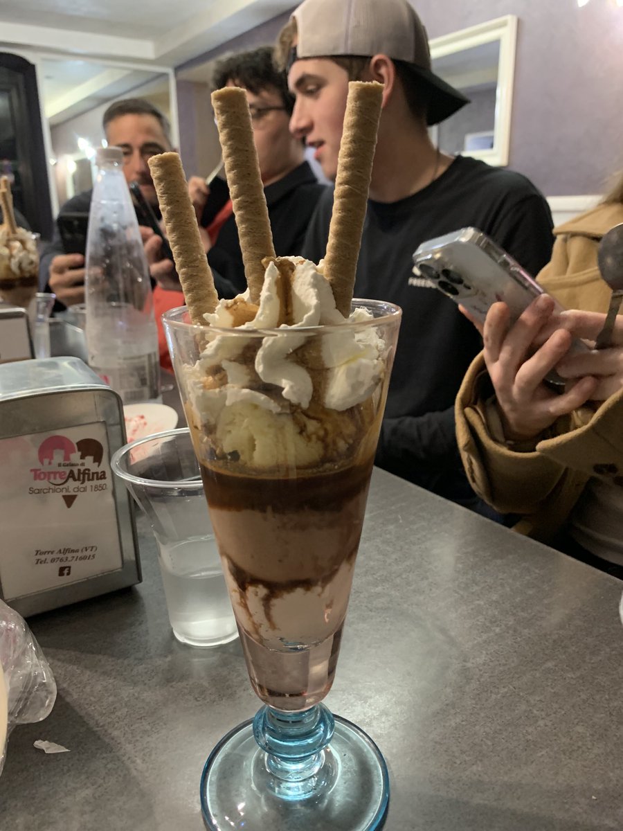 Gelato for dinner… why not?!!!