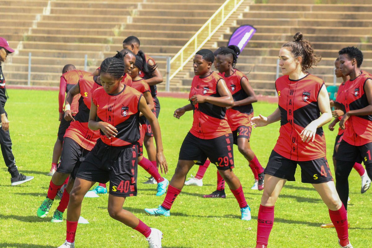 TSGALAXYQUEENS's tweet photo. Warm-up

TS Galaxy Queens VS Sundowns Ladies
@tsgalaxyfc
@therocketsfc

#TheRockets 
#TSG
#Siyadumuza 
#WeAreHereToStay https://t.co/rLwKFl1IH6