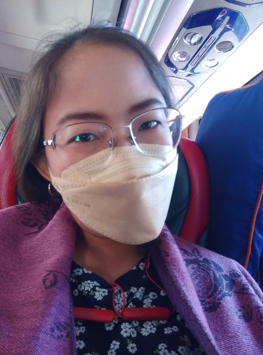 memeyisfebrian's tweet photo. On the way to refresh..
And on the way to go home..
Happy short holiday..
😊😊😊 https://t.co/TBUOu0wBFX