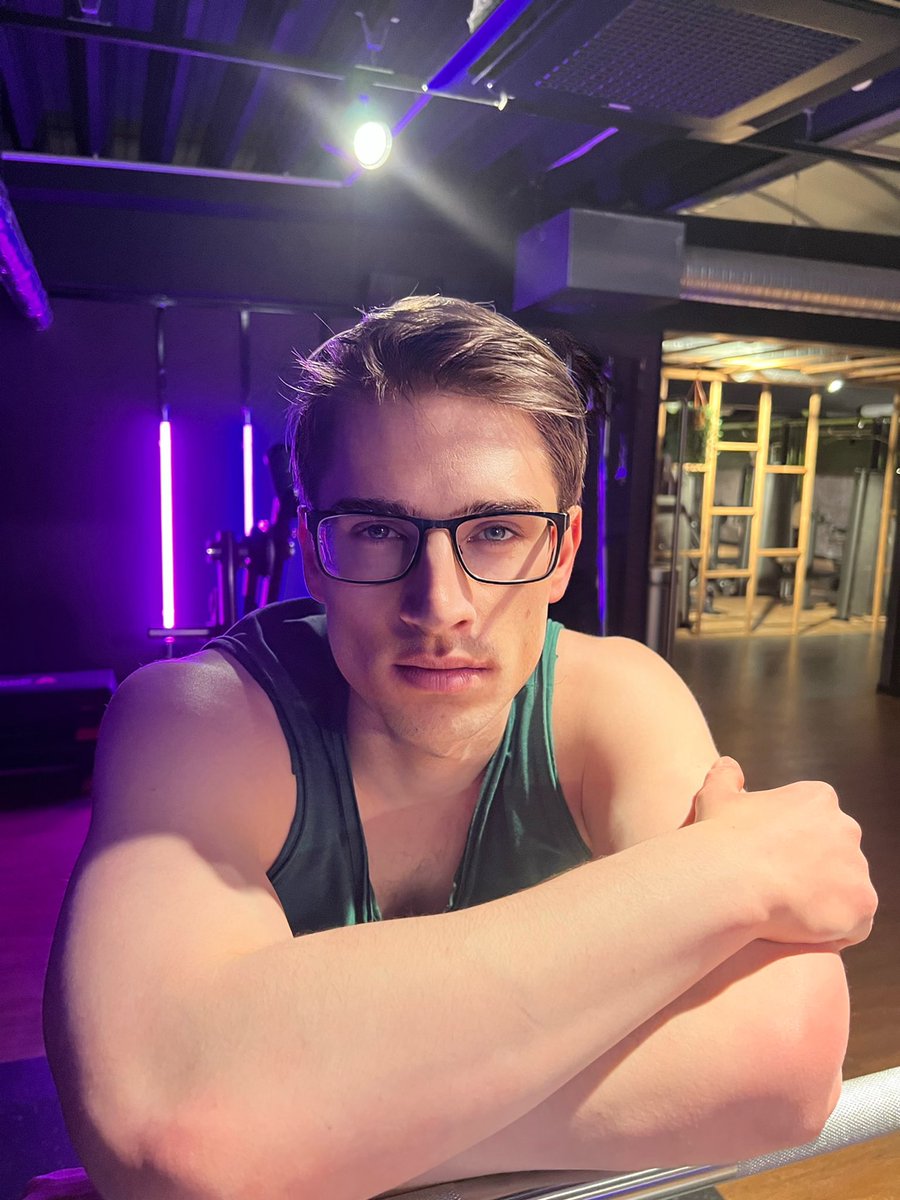 Jonasem2020's tweet photo. Hi I am Jonas from Germany 🇩🇪 
Where are you from? https://t.co/nl57mEpO4I