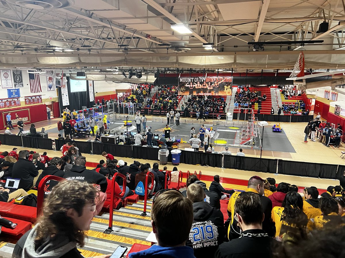 Things are heating up at Mt. Olive the kids are getting warmed up for todays event excited to see how the final day of the competition goes currently ranked 16th overall and are 5-4 three more qualifying matches and alliance selection this afternoon!!