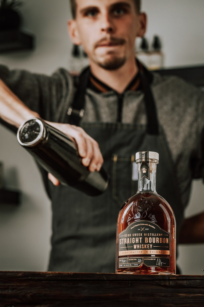 StillBearCreek's tweet photo. Our Straight Bourbon is a three-grain mash bill made from corn, rye and malted barley. Our current batches are a three-barrel blend of one 5-year-old barrel and two 4-year-old barrels.
#comecraftwithus #distilledindenver #knowyourspirits #readthelabel #whatsinyourbottle https://t.co/E2ZCySP5pB