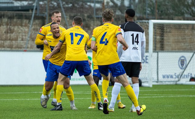 Tyres Mthunzi seen celebrating his equaliser for the Lancers against Faversham Town yesterday afternoon.
<a href="/LancingFC/">Lancing FC</a> 
<a href="/FWPIsthmnOneSE/">FWP Isthmian South East</a> 
<a href="/NonLeaguePaper/">The Non-League Paper</a> 
<a href="/SportSussex/">Sport Sussex</a> 
<a href="/LancingHerald/">Lancing Herald</a>