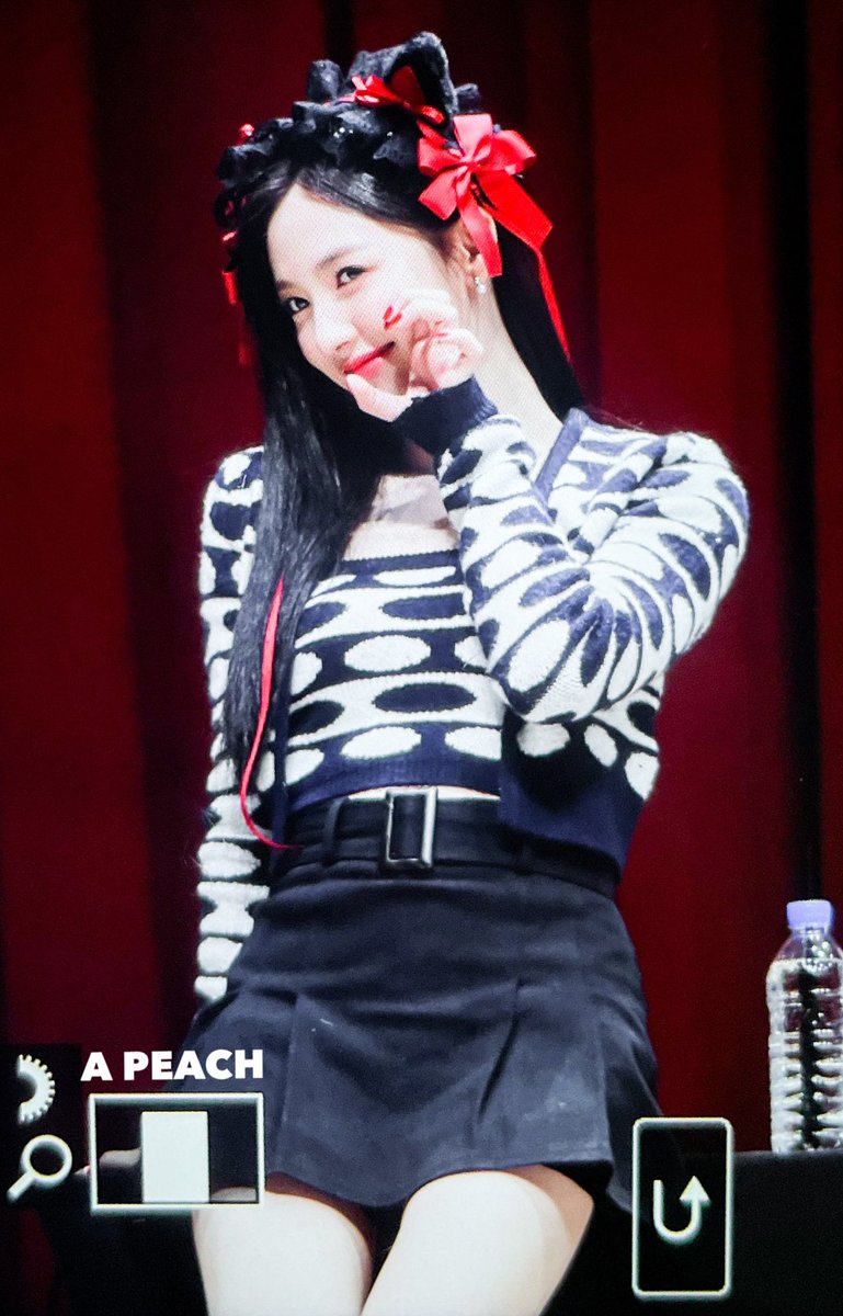 APEACH_CB's tweet photo. 230312 팬사인회 PREVIEW

@cherrybullet
 #체리블렛 #CherryBullet #지원 #허지원 #아기여우🦊 https://t.co/zNiPyqq4hC