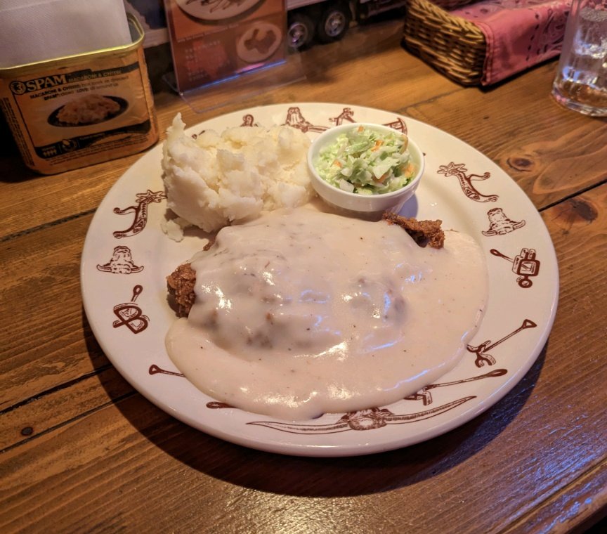 yanchtakkar's tweet image. WBC出場国の食べ物紹介

#PoolC

アメリカ🇺🇸

チキンフライドステーキ
カントリーフライドステーキ

牛肉なのにチキンフライ
フライドチキンの代わりに牛肉を使ってグレービーソースソースをかけたまさにアメリカンな料理

#WorldBaseballClassic            
#侍ジャパン