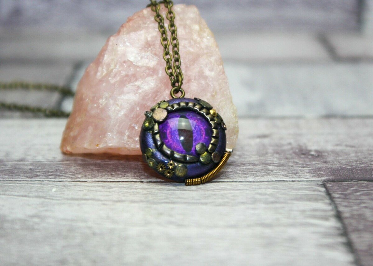 TCCGifts's tweet photo. From fab decorations and incense holders to beautiful #handmade costume jewellery, the Curious Cogsmith's eBay shop has it all. So have a browse; there's sure to be something you like!
https://t.co/yhNsPkPWsV https://t.co/SsHGMgxhfj