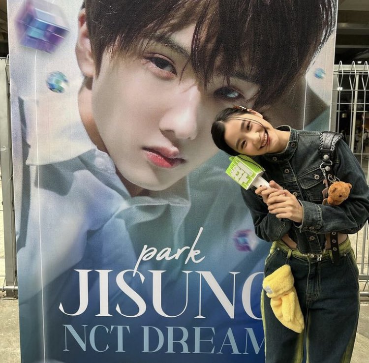 haechanunpad's tweet photo. gue jadi jisung sih salting https://t.co/79KlX10kVb