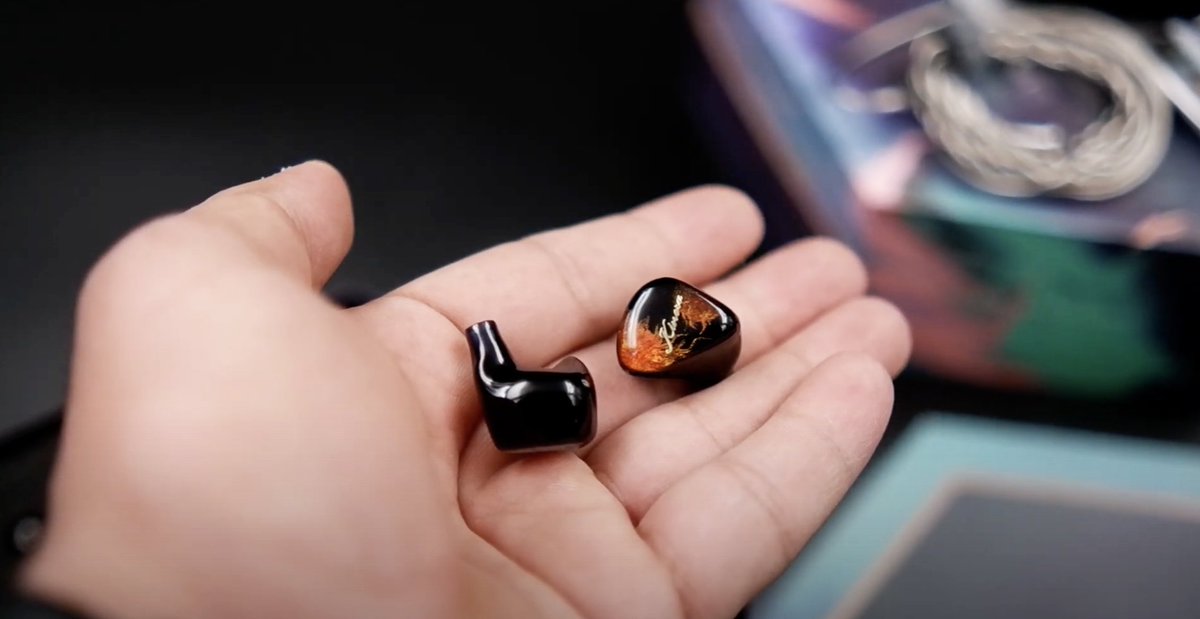 kinera13's tweet image. Fabulous tunes &amp;amp; elegant appearance, Kinera Nanna 2.1 Z-Tune Edition delivers a fantastic listening feast ! 

Limited 500 units worldwide

Unboxing Video by Pulkit Dreamzz

youtu.be/r2kdCf0-wsE

Learn More 
kineraaudio.com/product/kinera…

#kinera #nanna #ztune #edition