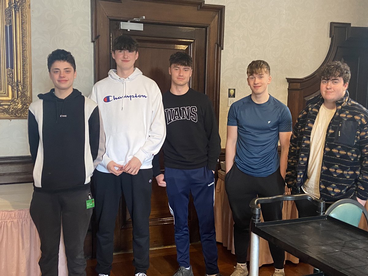 ELA Queens Badge tweet media