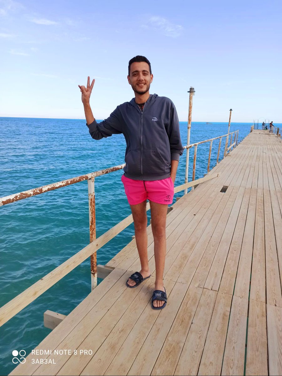 ayman___sayed74's tweet photo. خيرا تعمل سترا تلقي أجرا تلقي قد ينسي الناس لكن الله لا ينسي 💙 https://t.co/nAf7P7lLOU