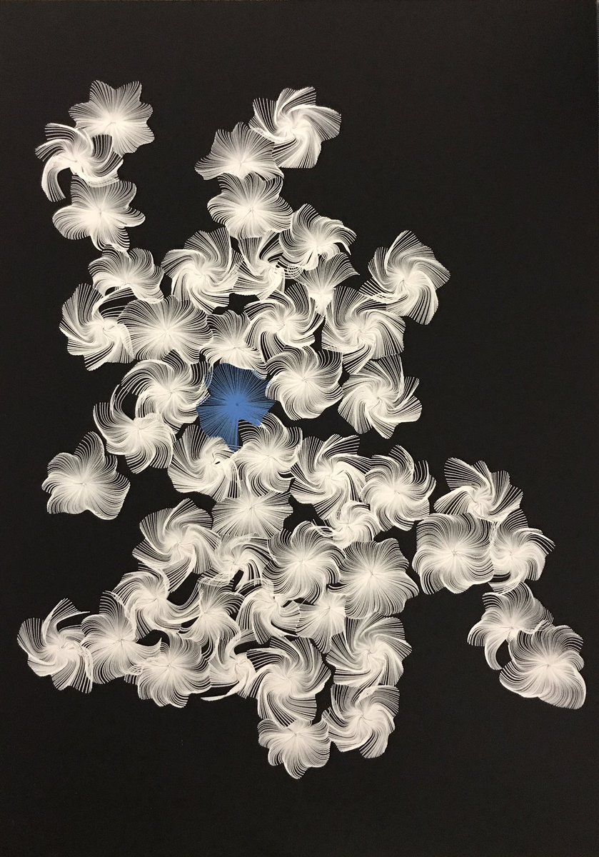 EmmanuelVdeV's tweet photo. Iterations of « You are Beautiful » generative algorithm
#uniballsigno pastel and #sakura white roller on #fabrianopaper Black Black A3 300g/m2
#penplotter #penplotterart #plotter #generativeart #generativecoding #abstractart #lineart #axidraw #plottertwitter https://t.co/tgPe3kDiJ5
