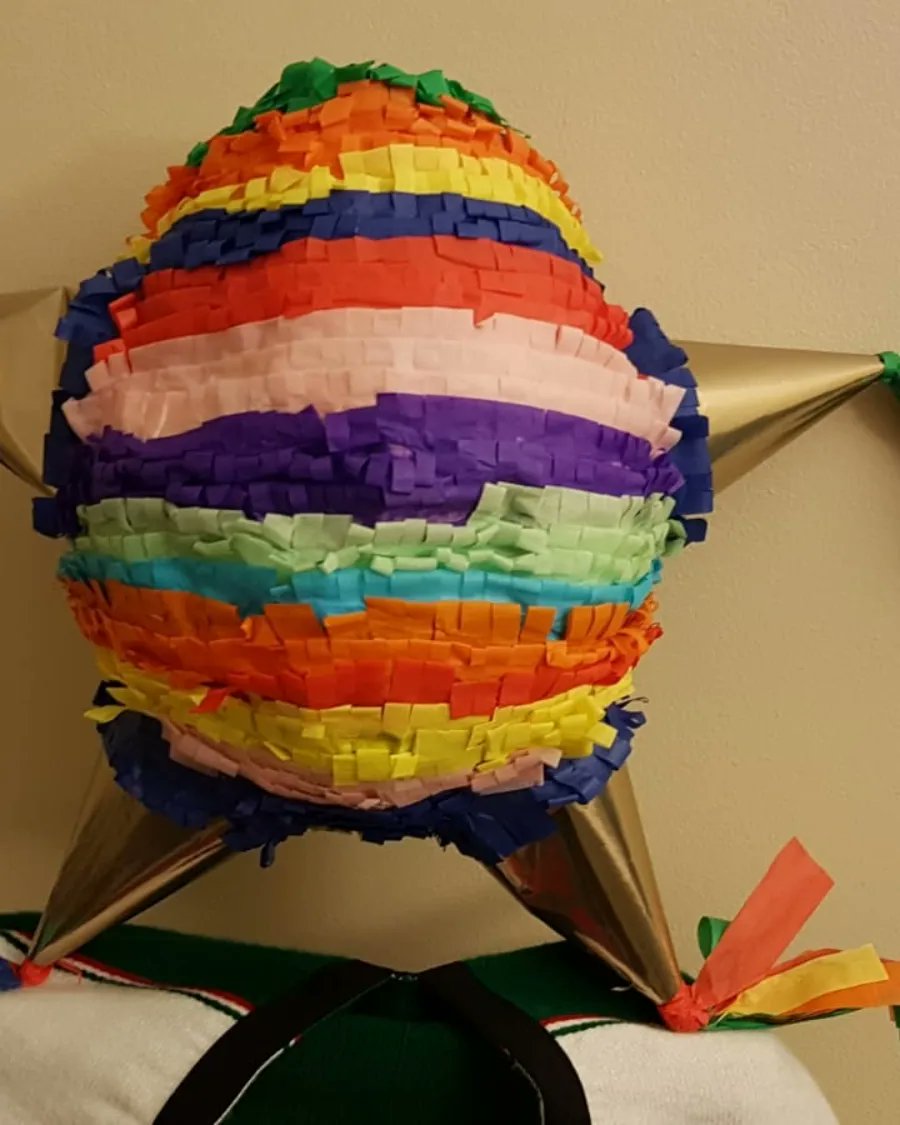 Piñata workshop! thanks to everyone who attended and learned this part of our culture! Making piñatas was never this fun!