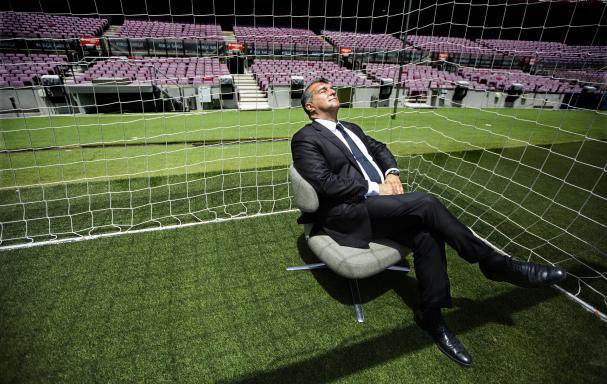 _DLaTorre's tweet photo. GRACIAS POR TODO AL MEJOR PRESIDENTE QUE PODRÍAMOS TENER. @JoanLaportaFCB 🔴🔵 @FCBarcelona_es https://t.co/6390s4Oa1U