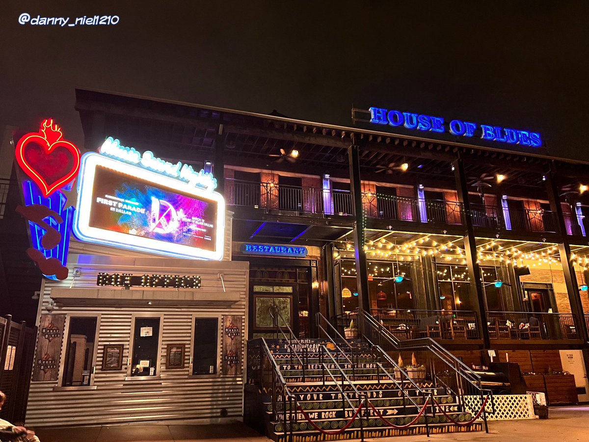 Danny on Twitter "230312 강다니엘 First Parade in Dallas 오늘의 공연장 HOUSE OF