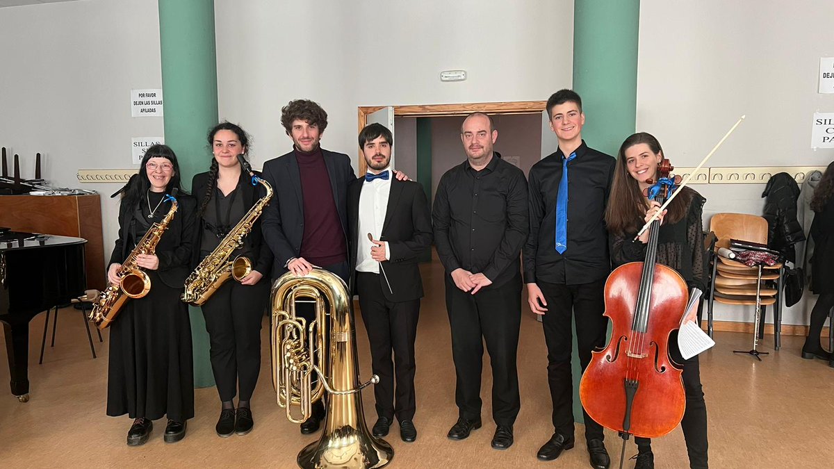 segovia_es's tweet photo. El concejal de @culturahabitada, Alberto Espinar, ha asistido hoy al concierto benéfico de la @BandaTierradeSg a beneficio de Asociación Protectora Animalejos en el @conser_segovia 

#SegoviaEsCultura #LaCiudadQueSomos https://t.co/G0CMx2sarc
