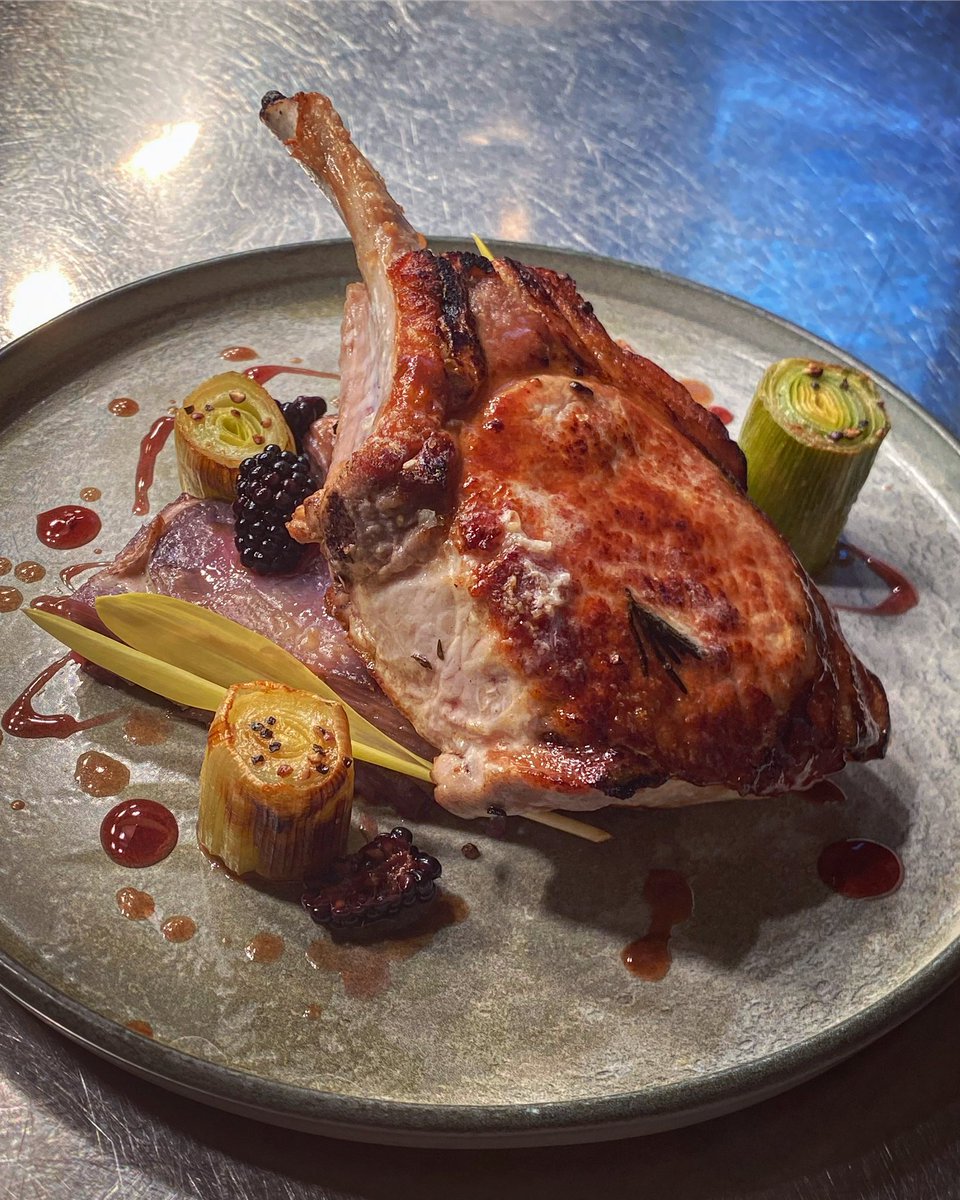 On special today we have Pork Tomahawk with Ballymakenny Potato Gratin, Roast Leeks, Pickled Blackberries & Blackberry Jus 😋 #LouthChat #FoodOscars #No3Collon