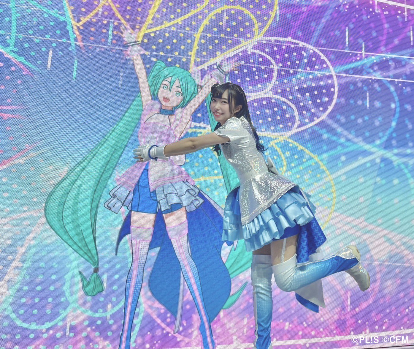 速達でお届け★Oliver Gal★Couture X-Ray★キャンバス109x109cm ANGEL R/エンジェルアール】ホルターネック/ フラワービジュー