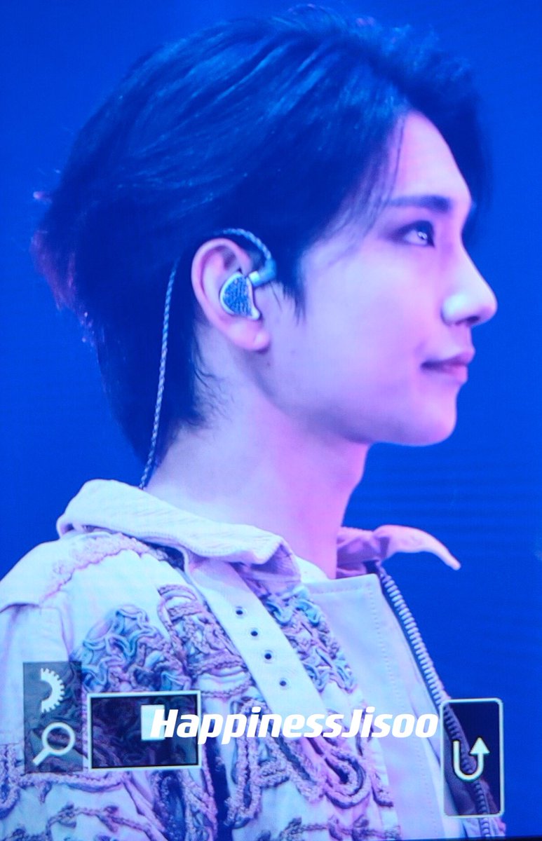 230312 우리 다음에 만나여~

#조슈아 #JOSHUA #SEVENTEEN 
<a href="/pledis_17/">세븐틴(SEVENTEEN)</a>