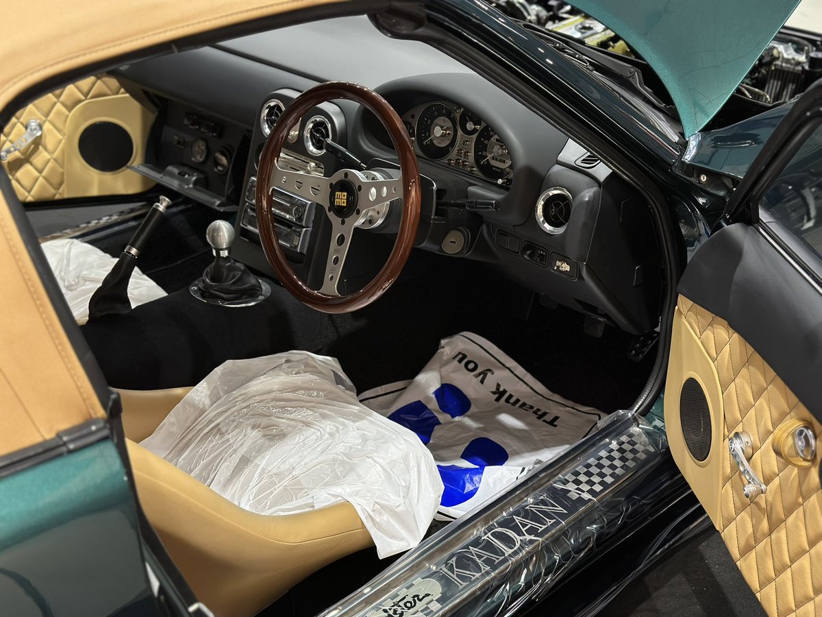 22go_cx8's tweet photo. MAZDA NAロードスター
仙台の花壇自動車大学校が一から制作したロードスター!
#mazda #withmazda #roadstar #miata #mx5 #naroadster #ロードスター #ロードスターna #東京オートサロン #tokyoaoutsalon #花壇自動車大学校 #卒業制作 #東北マツダ #東北マツダ特設展示会 https://t.co/62mxP954XX