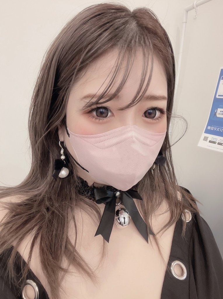 tsukiji_ramu's tweet photo. 料理中🍳厚底ブーツですべり転けて、救急に🏥🚑️💦

レントゲン、、骨折れてないといいな。。(>_<。)💀 https://t.co/L64JVU1weu