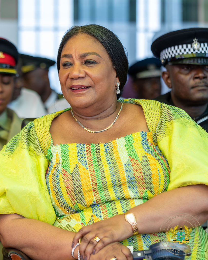 vibeweek's tweet photo. Happy 72nd Birthday to the first lady of the Republic of Ghana, H.E Rebecca Naa Okaikor Akufo-Addo 🎂🎂🎉
#vibeweekbirthdays https://t.co/Q8Vra3mtqL