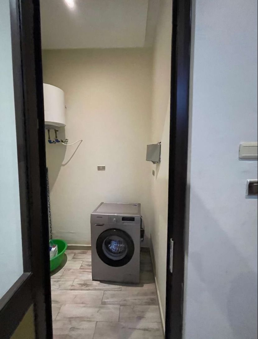 _asempahomes's tweet photo. Exclusive available house for rent available 🏠‼️ Kindly check thread for specifications 

Location:  East Legon, Goldings Estate near Galaxy International school 📍

Price:  $3k/month (amazing payment plans available )

Call 0249142833/0502265977 or SEND us a DM for more info https://t.co/GmTqXp0IlD