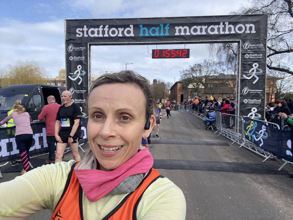 rladams6's tweet photo. @StaffordHalf today, my third half in 4 weeks: from Rhyl to Paris and back to the county town. Finish time consistent irrespective of venue! Great to chat today with @UHNM_NHS Medical Director running for @UHNMCharity #keelerunningclub https://t.co/bYqw9s1U0P
