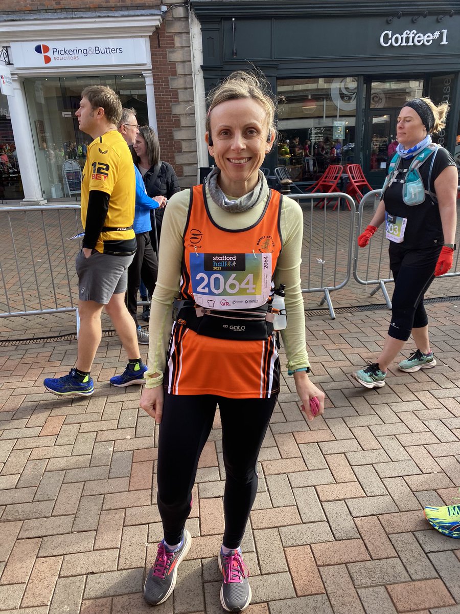rladams6's tweet photo. @StaffordHalf today, my third half in 4 weeks: from Rhyl to Paris and back to the county town. Finish time consistent irrespective of venue! Great to chat today with @UHNM_NHS Medical Director running for @UHNMCharity #keelerunningclub https://t.co/bYqw9s1U0P
