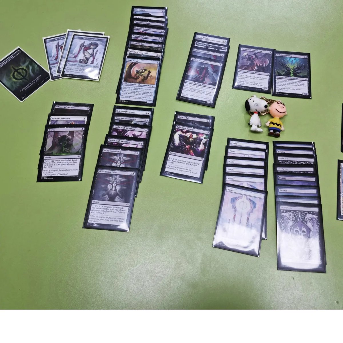 LSXYZ9's tweet photo. 1st place in the gigantic Phyrexia Sealed tournament in Korea :) 
Made it to top8 draft as 2nd in points, took it down. Thanks @nameless4god for the convos and help with draft this week. https://t.co/6ki88RwW1h