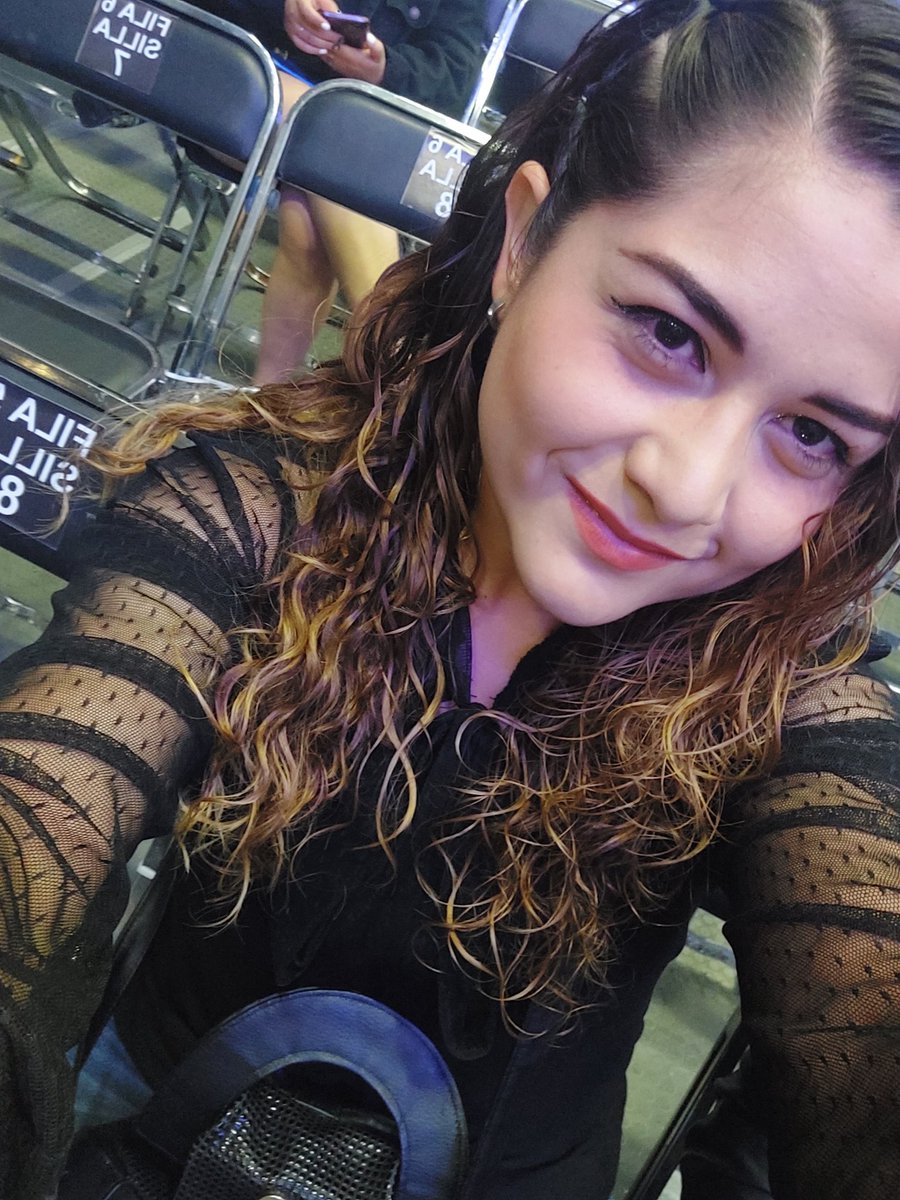 dp_munoz's tweet photo. Mamá @dannapaola me dio #XT4S1S y ahora .... necesito más #XT4S1S 🫥🫢🥰🤣
.
.
.
#XT4S1STOUR #dannapaola #Dreamers #XT4S1S #UnaNocheLoca https://t.co/xwHfQG6zFw