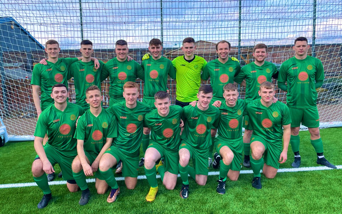 inverclyde_afc's tweet photo. A massive thank you to our sponsors @thecovegourock for the new kit, boys sporting it ahead of yesterday’s match against Chryston💚 https://t.co/6Hr4oNiT27