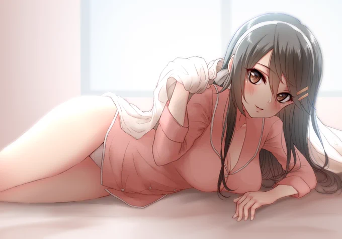 「榛名と朝チュン」('ω|窓| チュンチュン...≦(憲)≧( ゜∀゜) お前が鳴くんかい#艦これ #榛名 