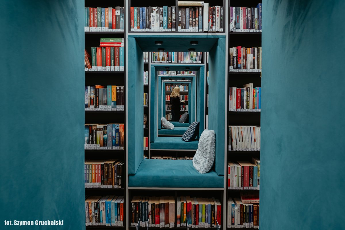 InstytutKsiazki's tweet image. „Szklane domy. Tak powstawała #biblioteka w Bieczu” - #reportaż Katarzyny Kachel pod tym tytułem opisuje kolejną wspaniałą bibliotekę powstałą w budynku dawnej synagogi dzięki Narodowemu Programowi Rozwoju Czytelnictwa 🇵🇱📖

➡ instytutksiazki.pl/aktualnosci,2,…

#Biecz #Małopolska