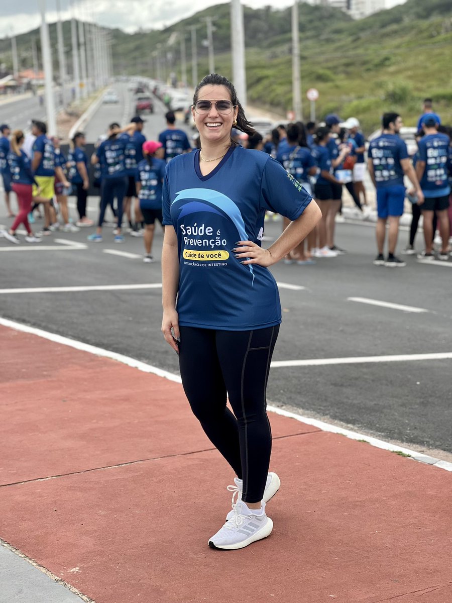 queiroz_raysa's tweet image. ☀️A caminhada de hoje, neste domingão, foi por uma causa super importante! Prevenção do câncer de intestino.