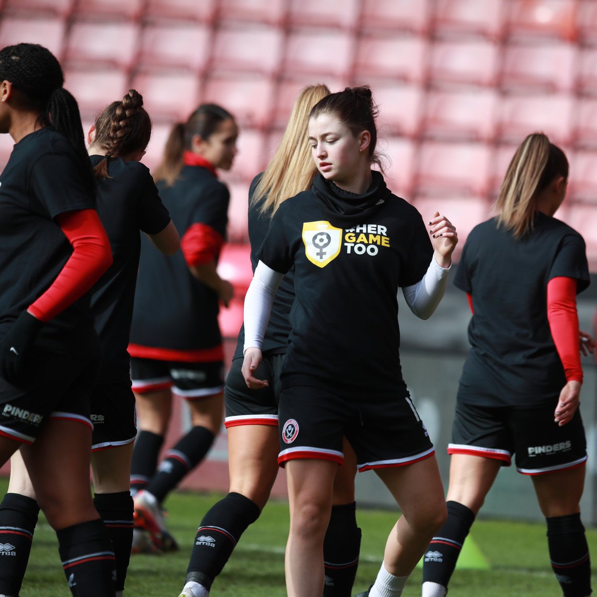 Sheffield United Women (@sufc_women) on Twitter photo Stepping up their recoveries. ⚙
<a href="/elliej_wilson/">Ellie Wilson</a> and <a href="/CharleyDochert3/">Charley Docherty</a> taking part in the warm-up. 💪 Stepping up their recoveries. ⚙
<a href="/elliej_wilson/">Ellie Wilson</a> and <a href="/CharleyDochert3/">Charley Docherty</a> taking part in the warm-up. 💪