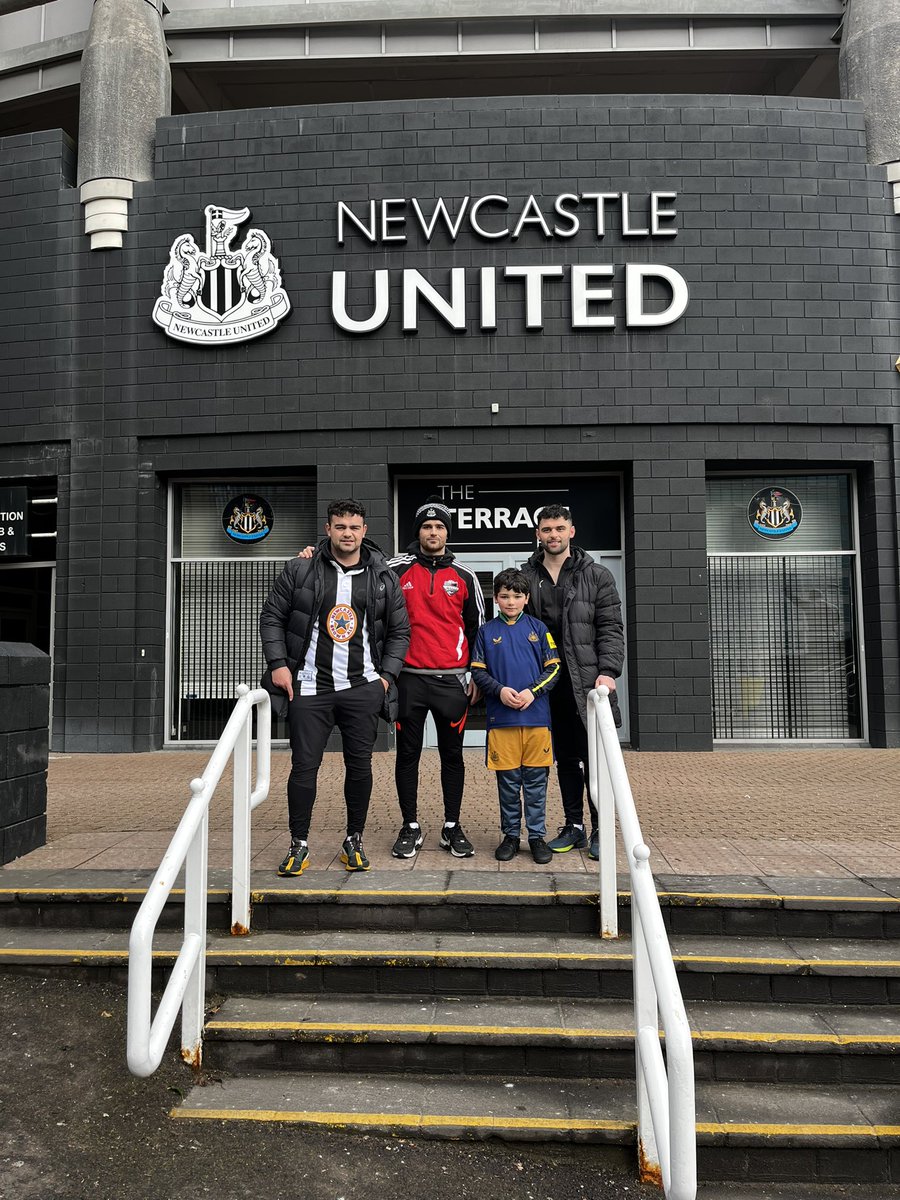 steveyharps's tweet photo. Howayyyy the Lads.
#nufc #newcastlevswolves #toonarmy
@NUFC https://t.co/jdCKC8T5TL