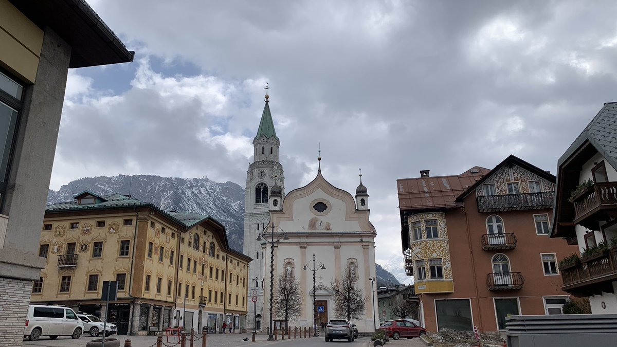 marfauped's tweet photo. #Arrivederci #CortinadAmpezzo #MilleGrazie @thenorthfaceit @cortina360 #xplrpass #neverstopexploring 
Cap de setmana per recordar! 😍🥰 https://t.co/ViiOP7L3KH